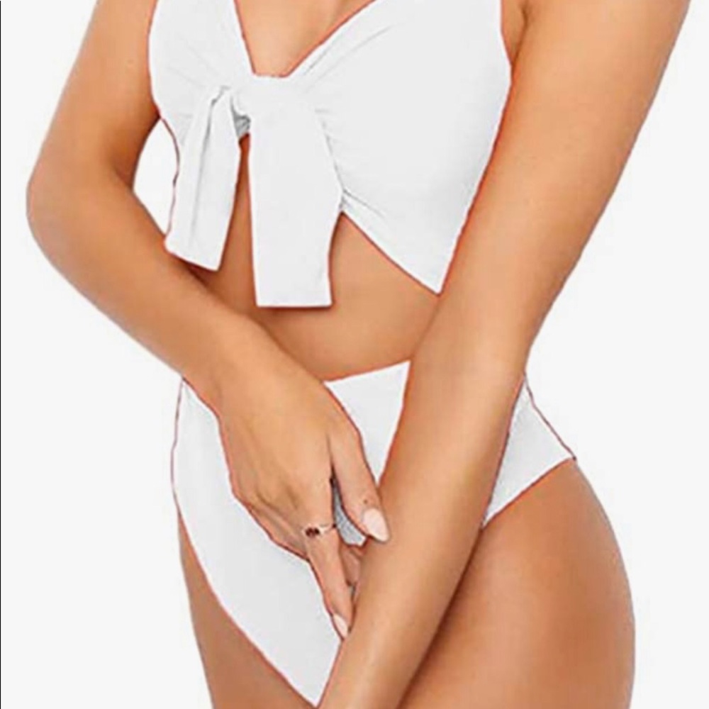 Qearal Strappy One Piece Swimsuits Tie Knot Front Bathing Suits CutOut Monokini